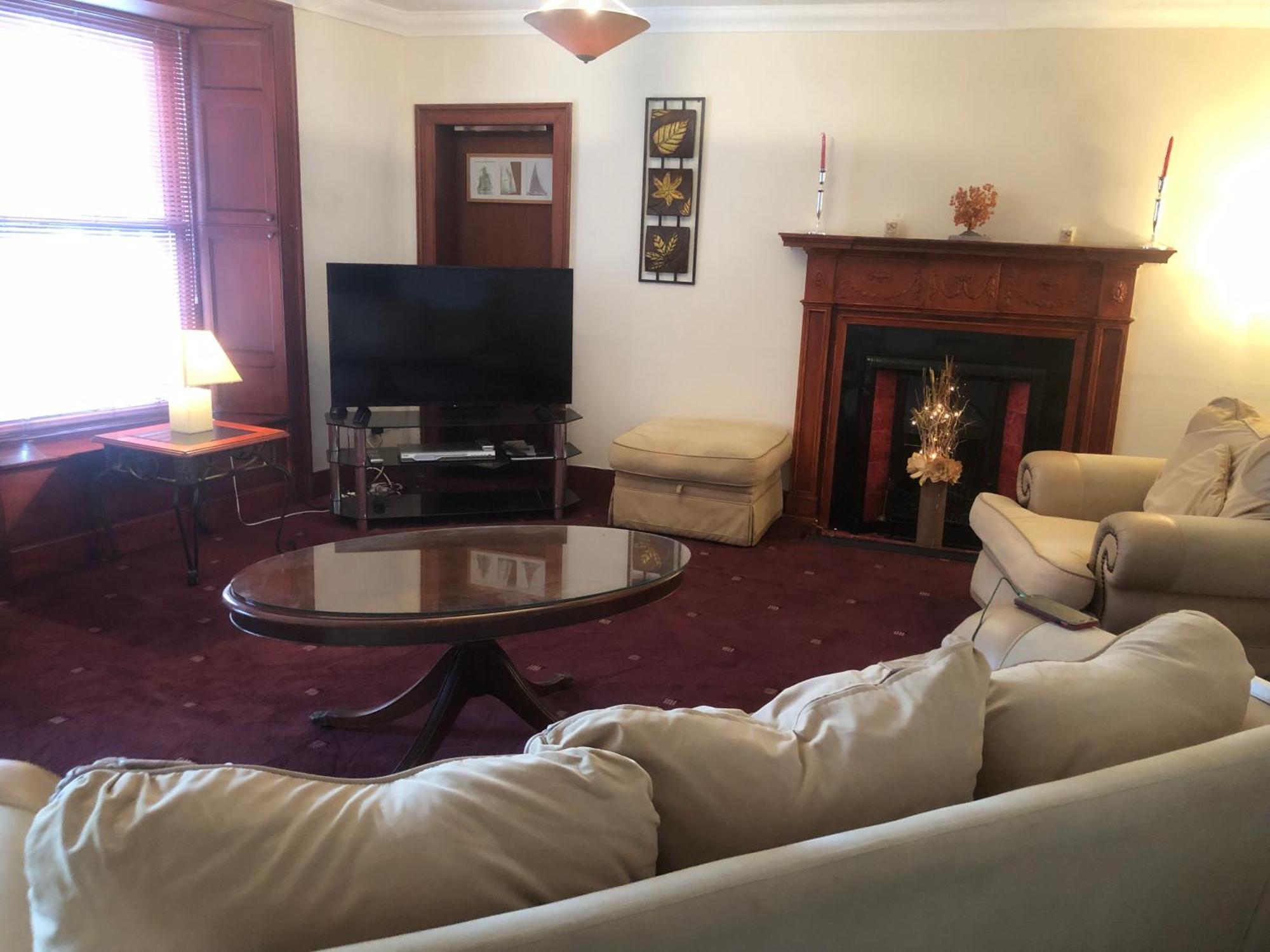 Executive Serviced Apartments 2 Форфар Экстерьер фото